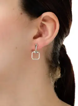 Cercei geometrici din aur alb cu diamante de 0.165ct