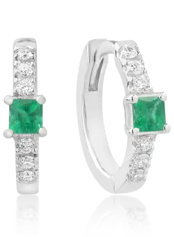 Cercei pentru copii din aur alb de 18K cu smaralde de 0.08ct si diamante de 0.06ct