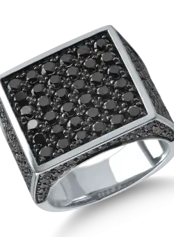 Inel din aur alb cu diamante negre de 3ct