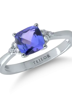 Inel din aur alb de 18K cu tanzanit de 1.24ct si diamante de 0.09ct