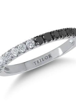 Inel semi eternity din aur alb cu diamante incolore si negre de 0.5ct